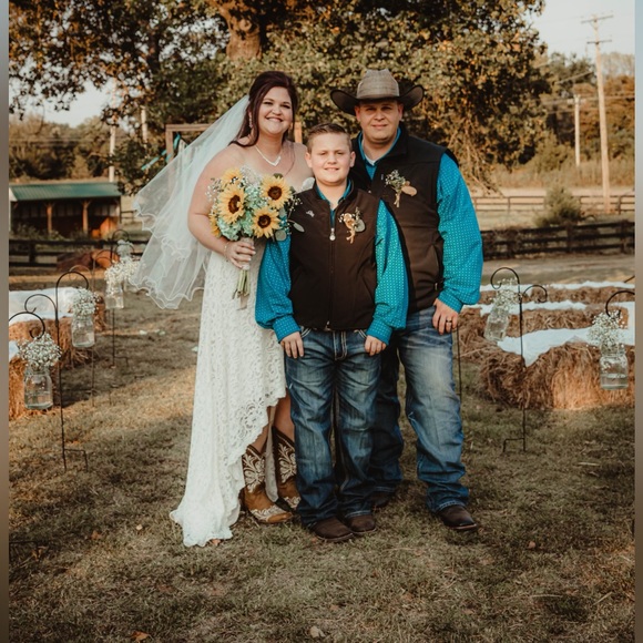 Meet your Posher, Trent - Picture 2 of 2